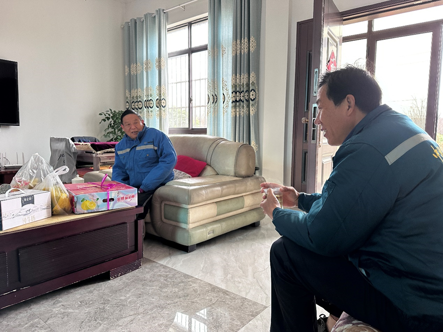 慰問工傷員工 傳遞中鏢溫暖